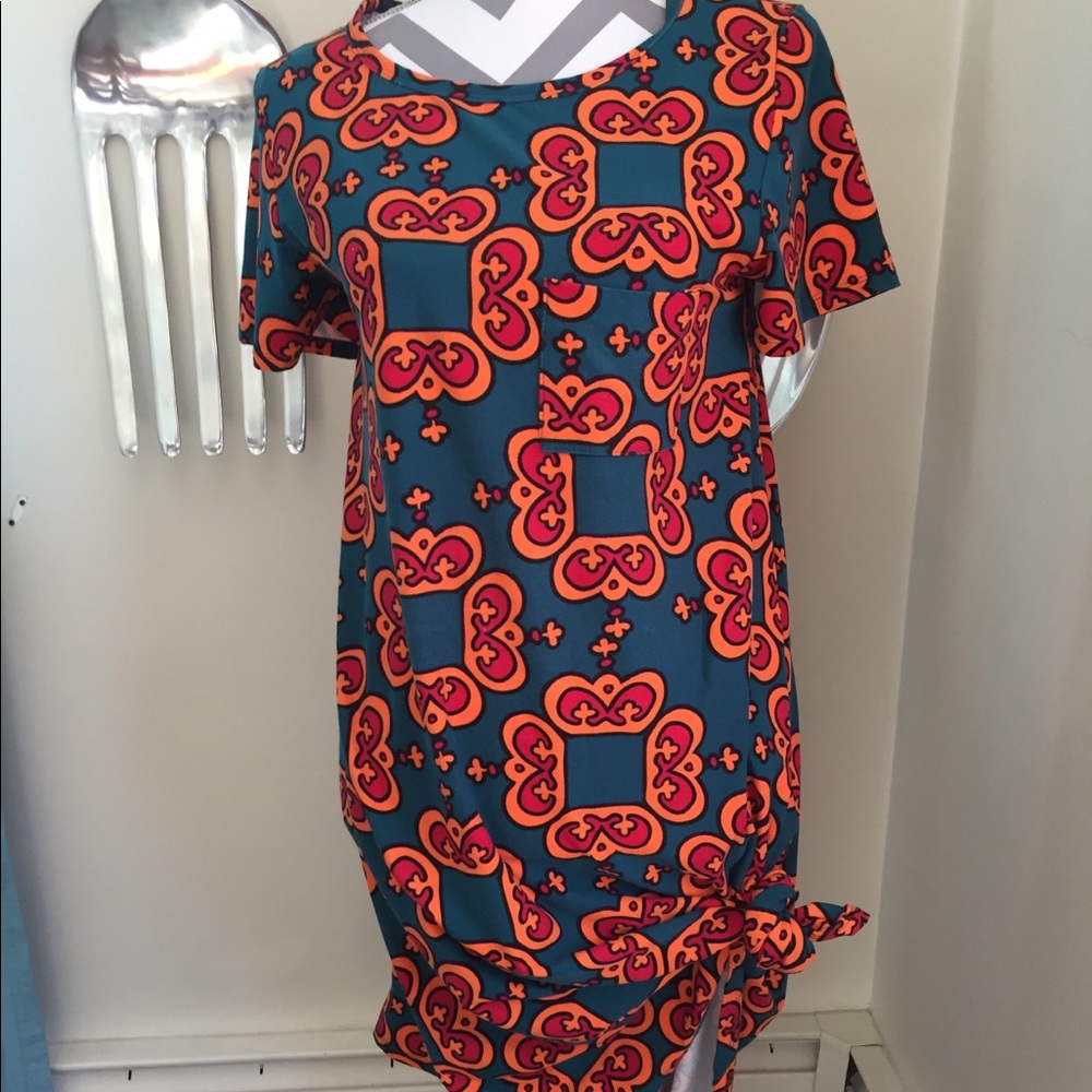 LulaRoe Carly small legging material orange green